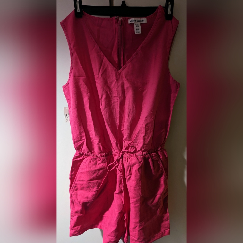 Sleeveless fuschia romper - size 6 BNWT